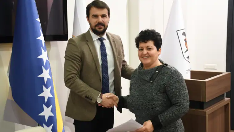 muzur ugovori