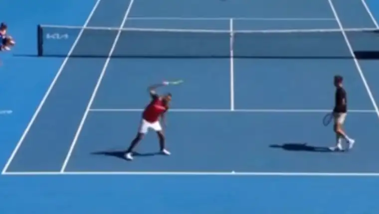 kyrgios reket 1
