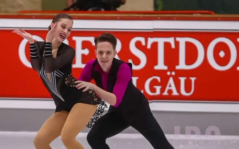 Ekaterina Mitrofanova i Vladislav Kasinskij,