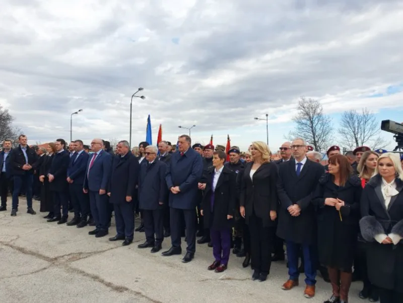 orasac dodik brnabic