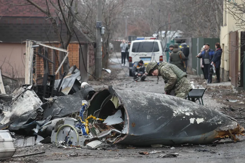 wreckage-shot-down-russian-plane-1