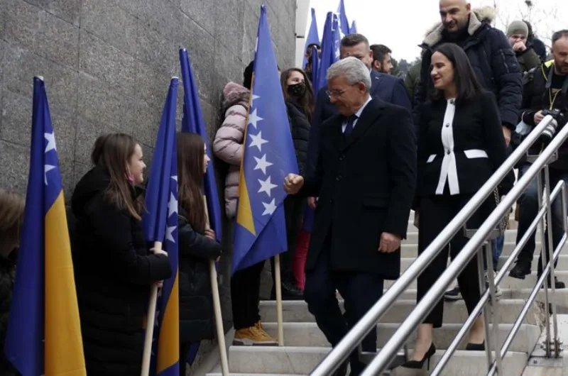 sefik i benjamina
