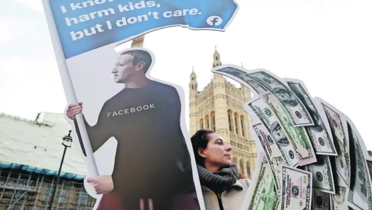 f_23525859_1024