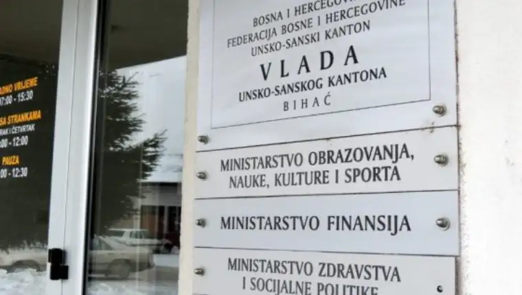 vlada usk