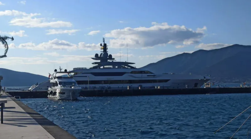 Alekperov jahta tivat