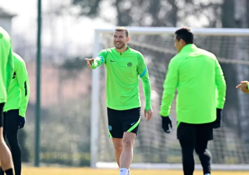 dzeko 45