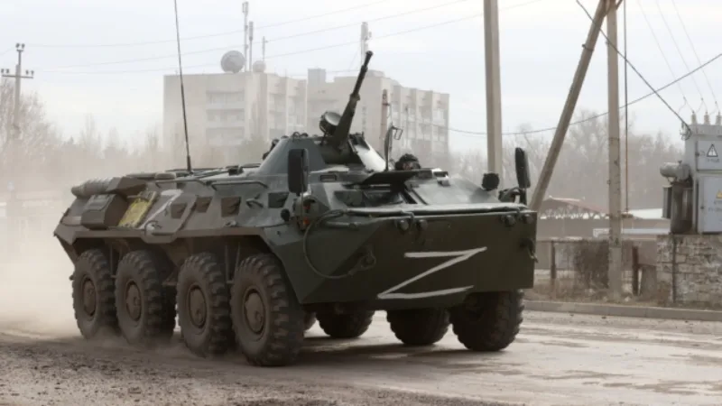 Military hardware moved across Crimea, Russia