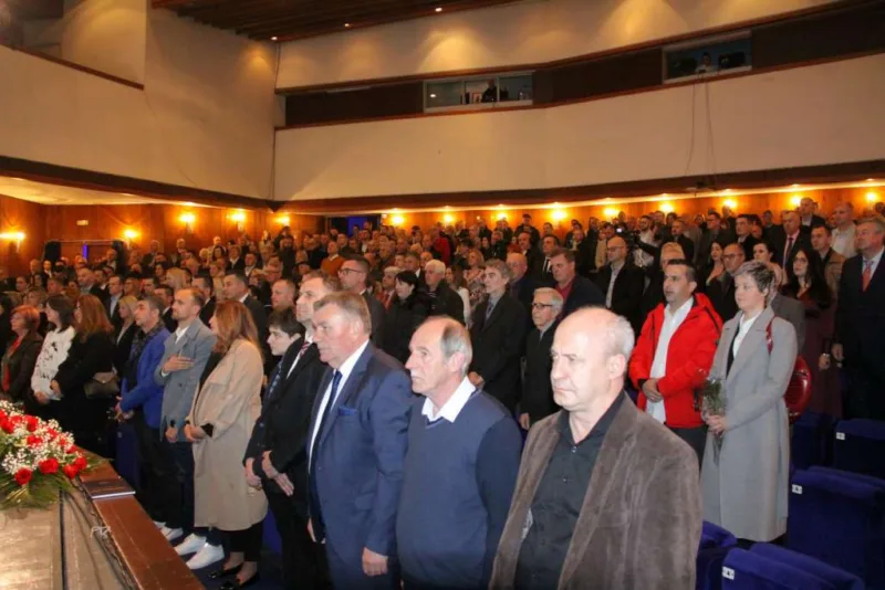 svecana sjednica zenica