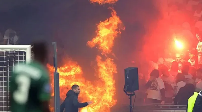 ajax tribine pozar 1
