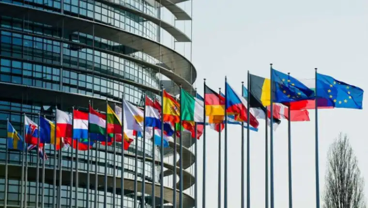 eu 44