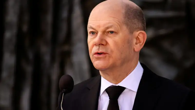 German Chancellor Olaf Scholz visits the World Holocaust Remembrance Center in Jerusalem