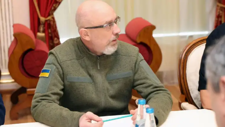 Oleksij Reznikov 3