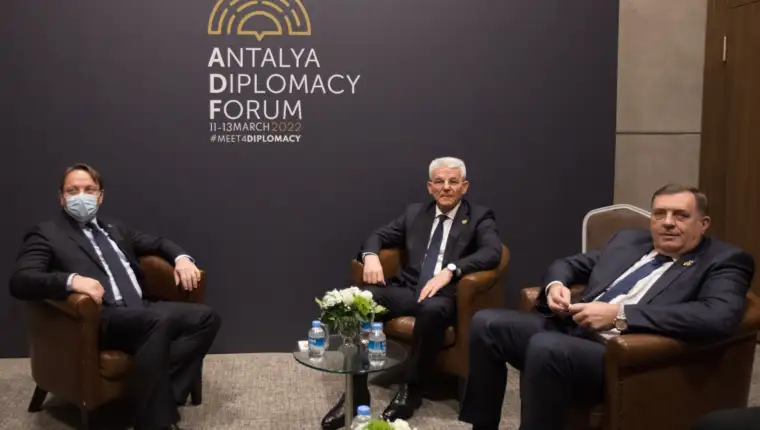 varheli sefik i dodik