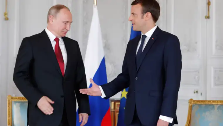 putin macron d