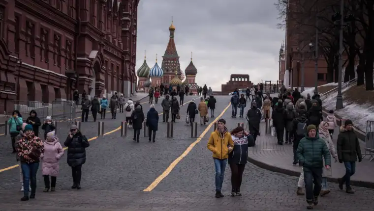 Pedestrians near Red Square in Moscow, Feb. 26, 2022. (The New York Times)