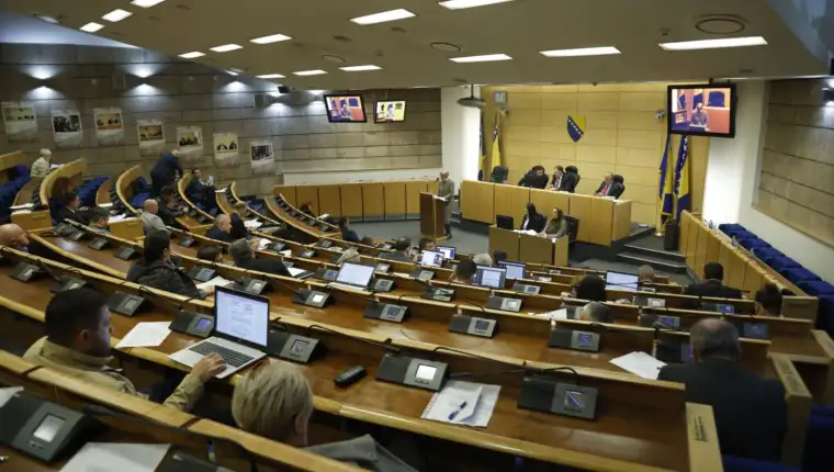 Dom naroda Parlamenta FBiH u nastavku zasjedanja o ograničenoj upotrebi duhana