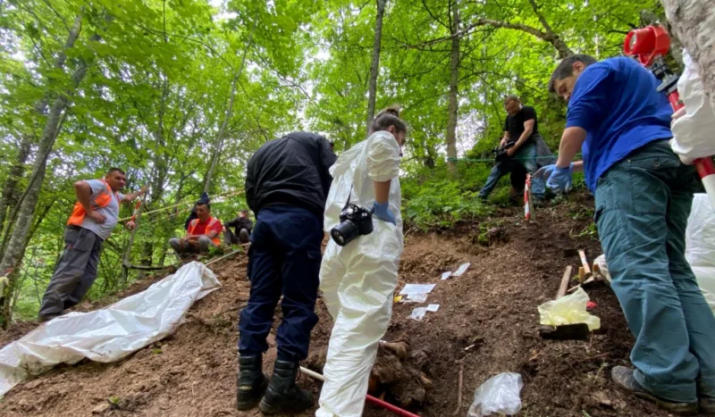 BiH: Kod Kalinovika pronađeni nekompletni posmrtni ostaci najmanje devet žrtava