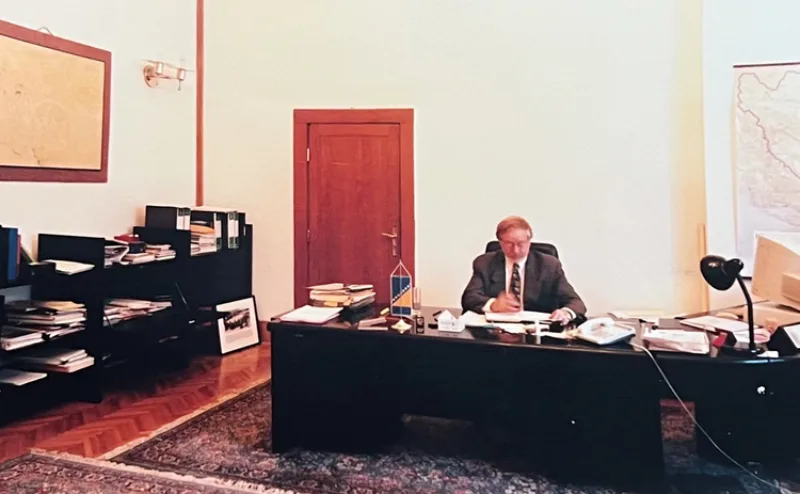Peter Nicholl Central Bank of Bosnia and Herzegovina