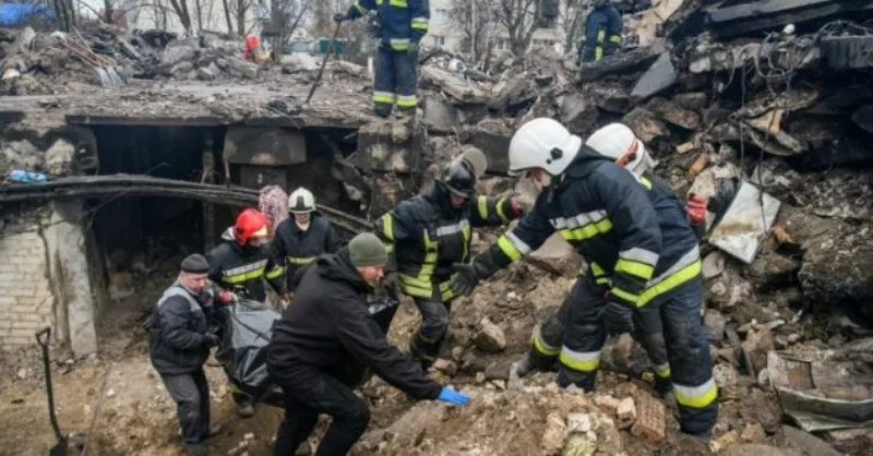 mass-grave-found-in-Buzova-village-Ukraine--636x332