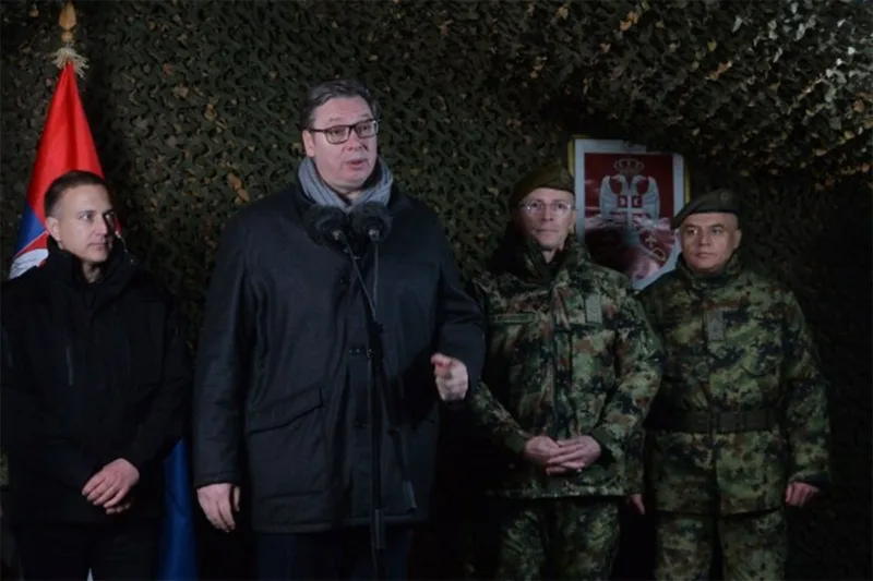 vojska srbije vucic