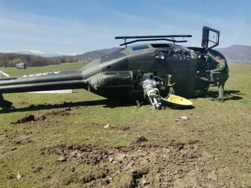 helikopter os bih prevrnut