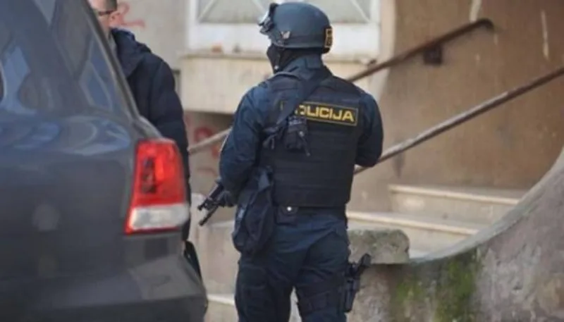 u-toku-velika-akcija-fup-a-pretresi-na-11-lokacija-privedeno-sest-osoba-policija_5df73539256cd