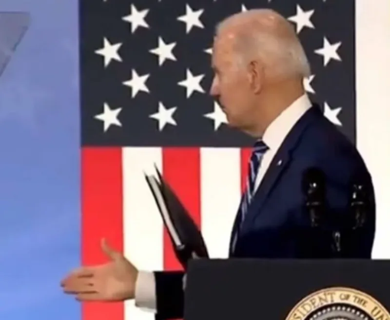 biden ruka