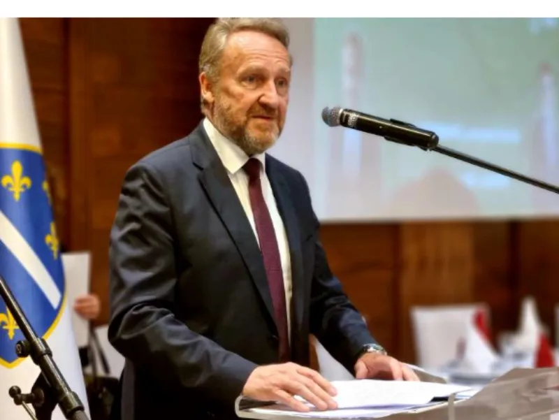 izetbegovic 45