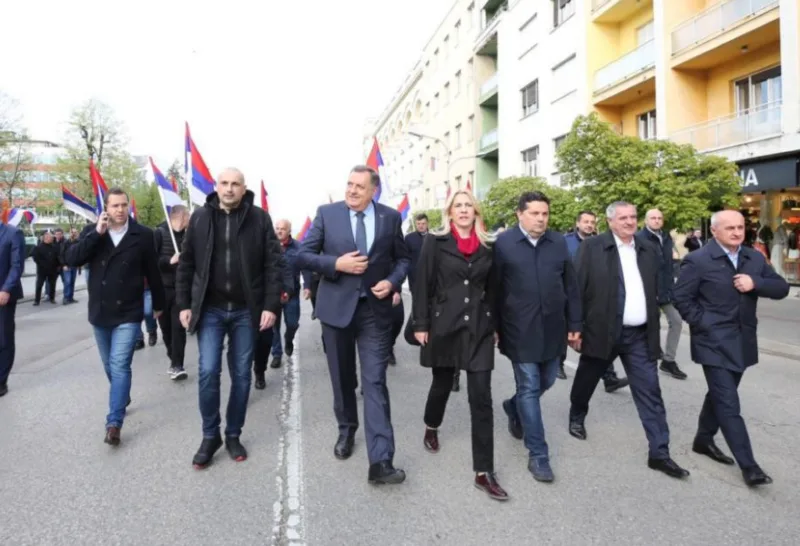 dodik i rs zvanicnici