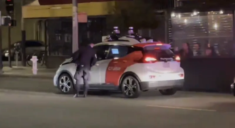 policija auto 4
