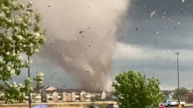 kanzas tornado