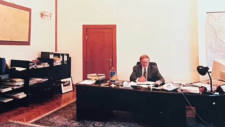 Peter Nicholl Central Bank of Bosnia and Herzegovina
