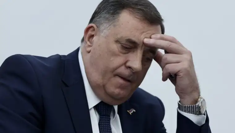 dodik28