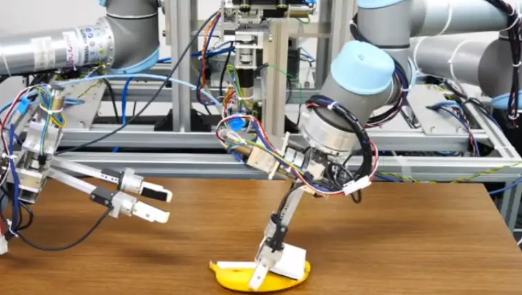 robot banana 2