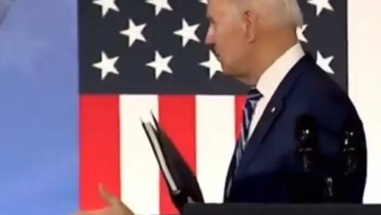 biden ruka