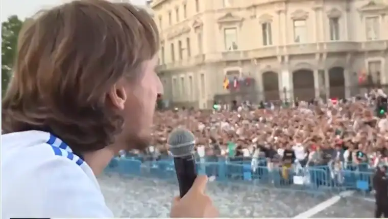 modric pjeva
