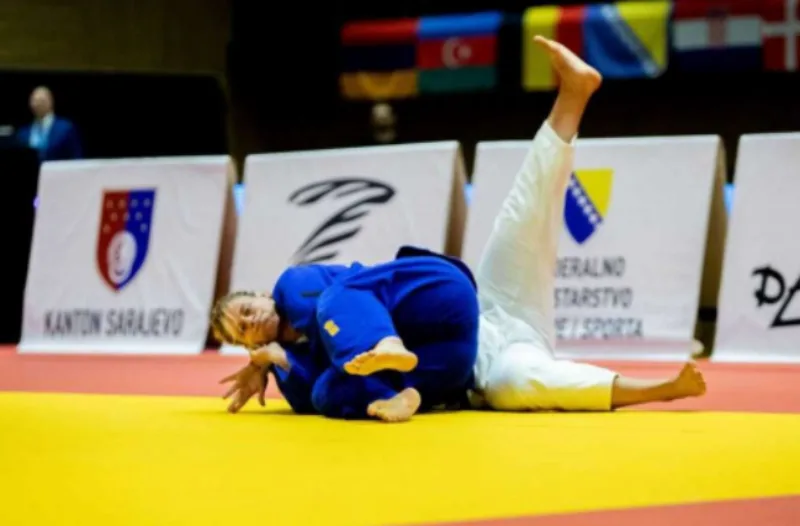 larisa ceric 4