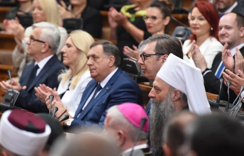 vucic dodik skusptina srbije