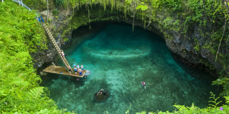 Sua Ocean Trench11