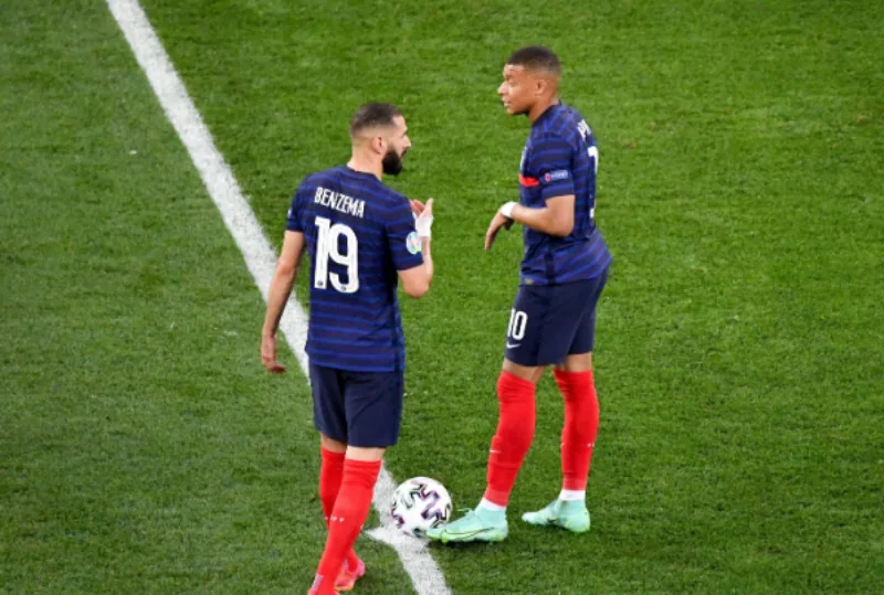 mbappe benzema 4