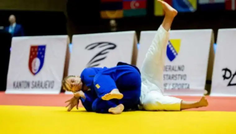 larisa ceric 4