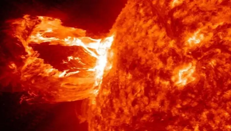 993726-solar-storm-nasa