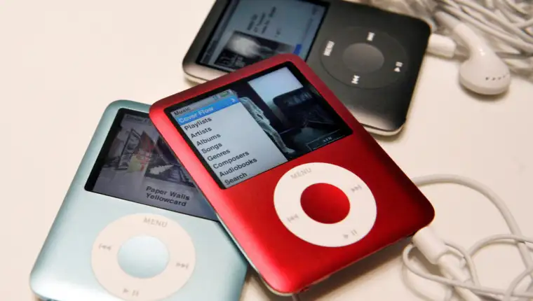 FILE PHOTO: New Apple iPod Nanos are seen during an unveiling in San Francisco