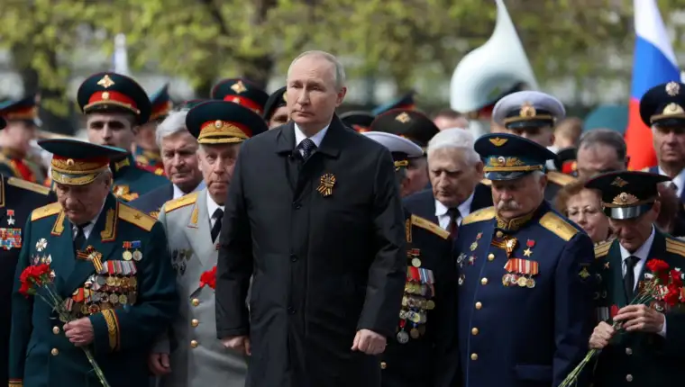 skynews-vladimir-putin-victory-day_5766864
