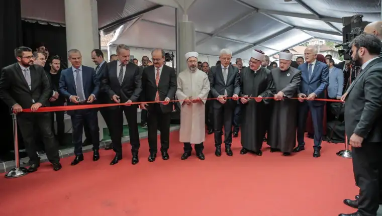 AA-20220528-28003522-28003518-U_SARAJEVU_SVECANO_OTVORENA_UPRAVNA_ZGRADA_RIJASETA_ISLAMSKE_ZAJEDNICE_U_BIH