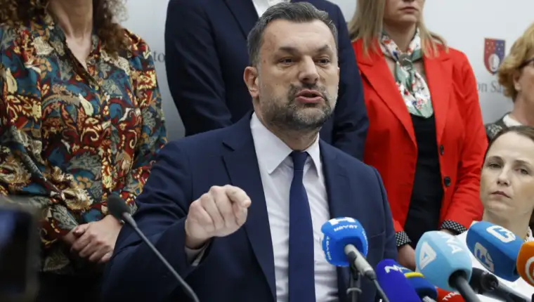 konakovic-press-fena
