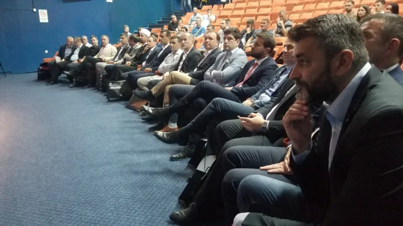 AA-20220608-28104074-28104072-U_ORGANIZACIJI_MEMORIJALNOG_CENTRA_SREBRENICA_ODRZANA_KONFERENCIJA_GENOCID_I_SREBRENICA_SARADNJA_ZA_ISTINU