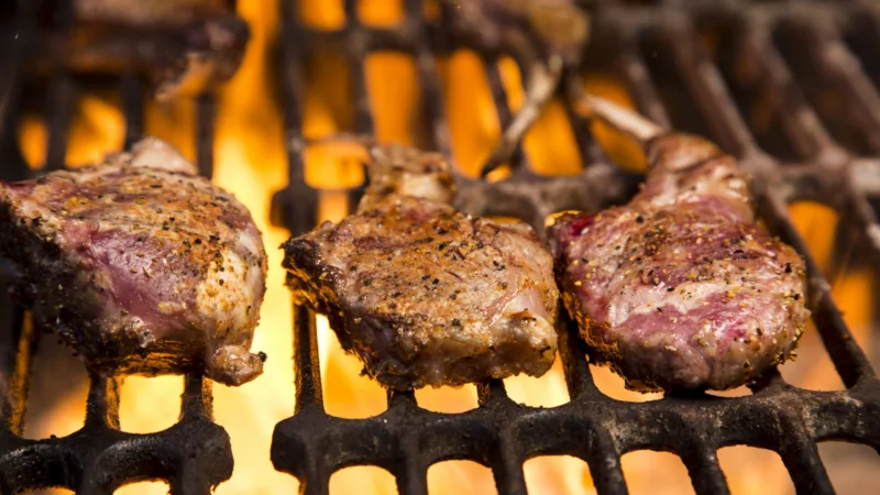 lamb-chops-grilled-getty-3867-x-2578-56a645d65f9b58b7d0e0c3a8