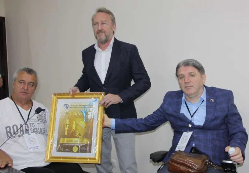 izetbegovic paraplegicari