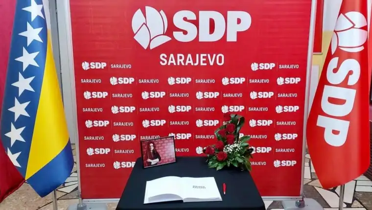 knjiga zalosti srna